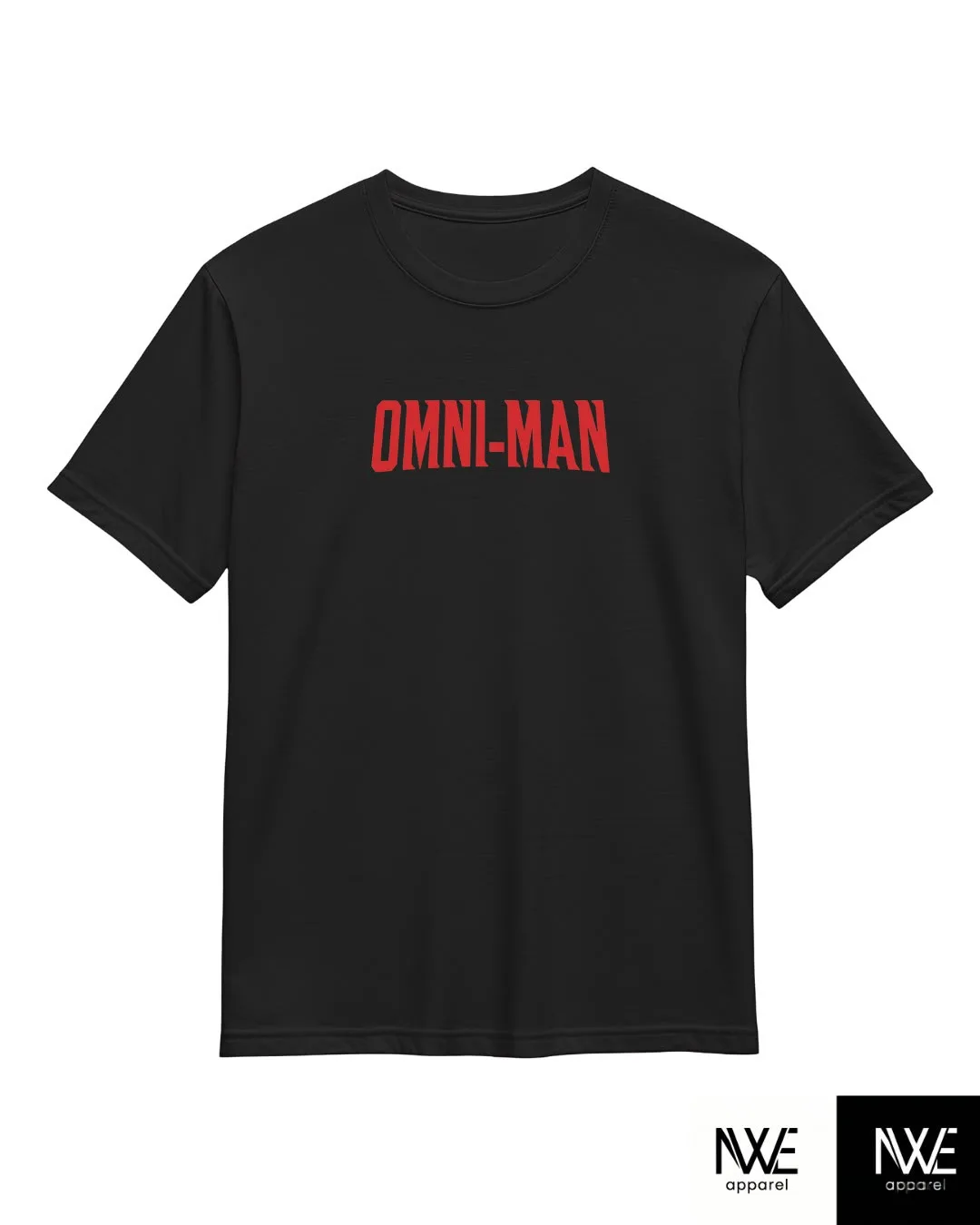Playera Invincible Omni-Man Negra Oversize — detalle frontal con texto OMNI-MAN