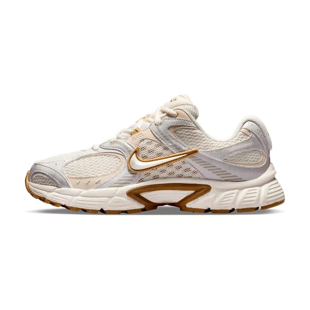 Tenis Nike V5 RNR Crema con Dorado para Dama — vista principal