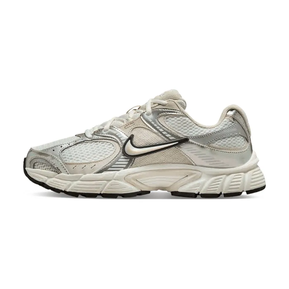 Tenis Nike V5 RNR Blanco con Plata para Dama — vista principal