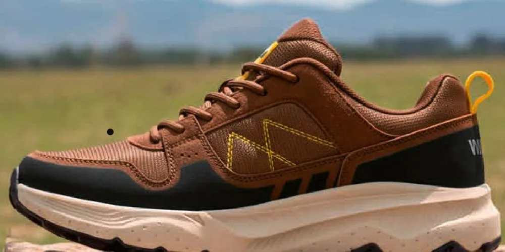Tenis Charly Hiking Café para Caballero — vista principal
